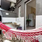 Loft Charmoso Ubatuba Perto Da Praia Com Wifi III