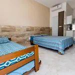 Loft Charmoso Ubatuba Perto Da Praia Com Wifi III
